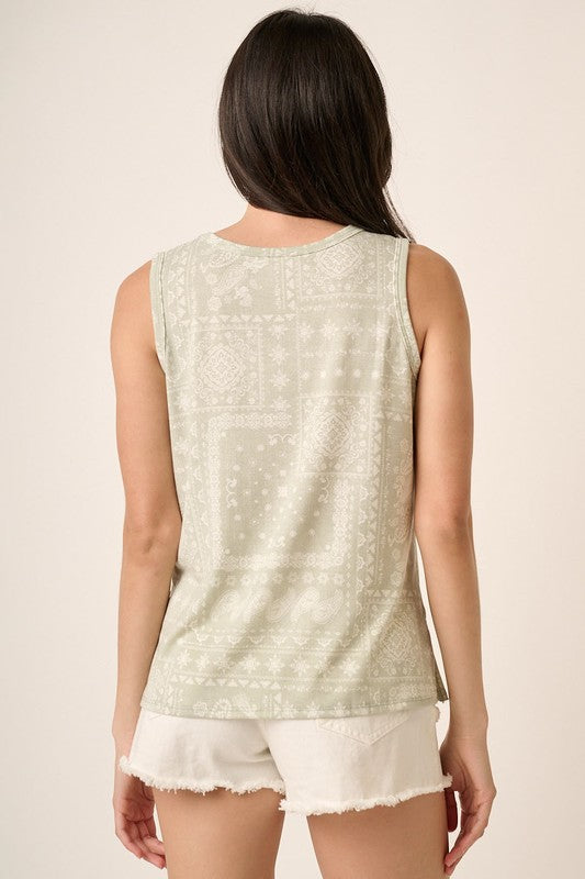 Rust & Rattan Tank