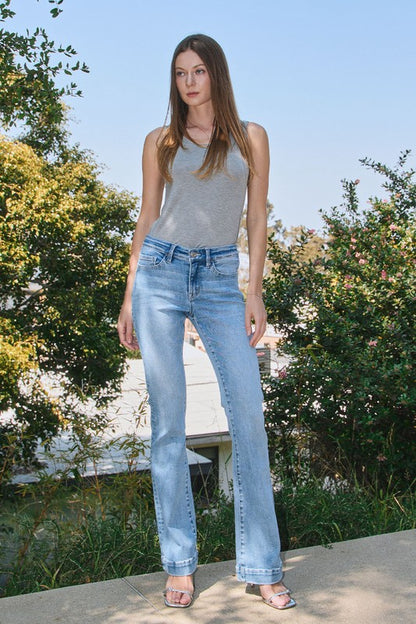 Legendary Mid Rise Bootcut (l8)
