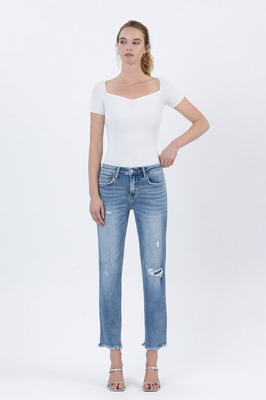 Improving Mid Rise Crop Slim Straight (l1))