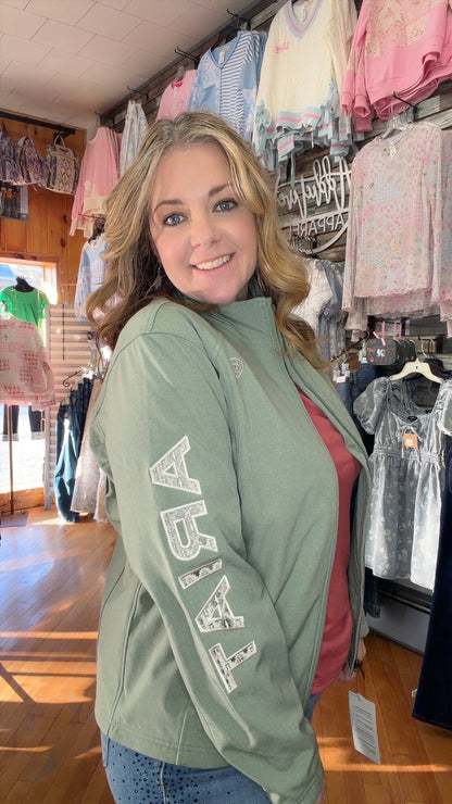 Ariat Logo Softshell Jacket