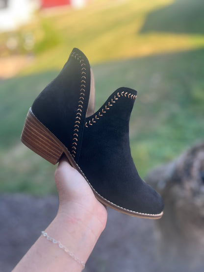 Corkys Bluffin Black Boots (B)