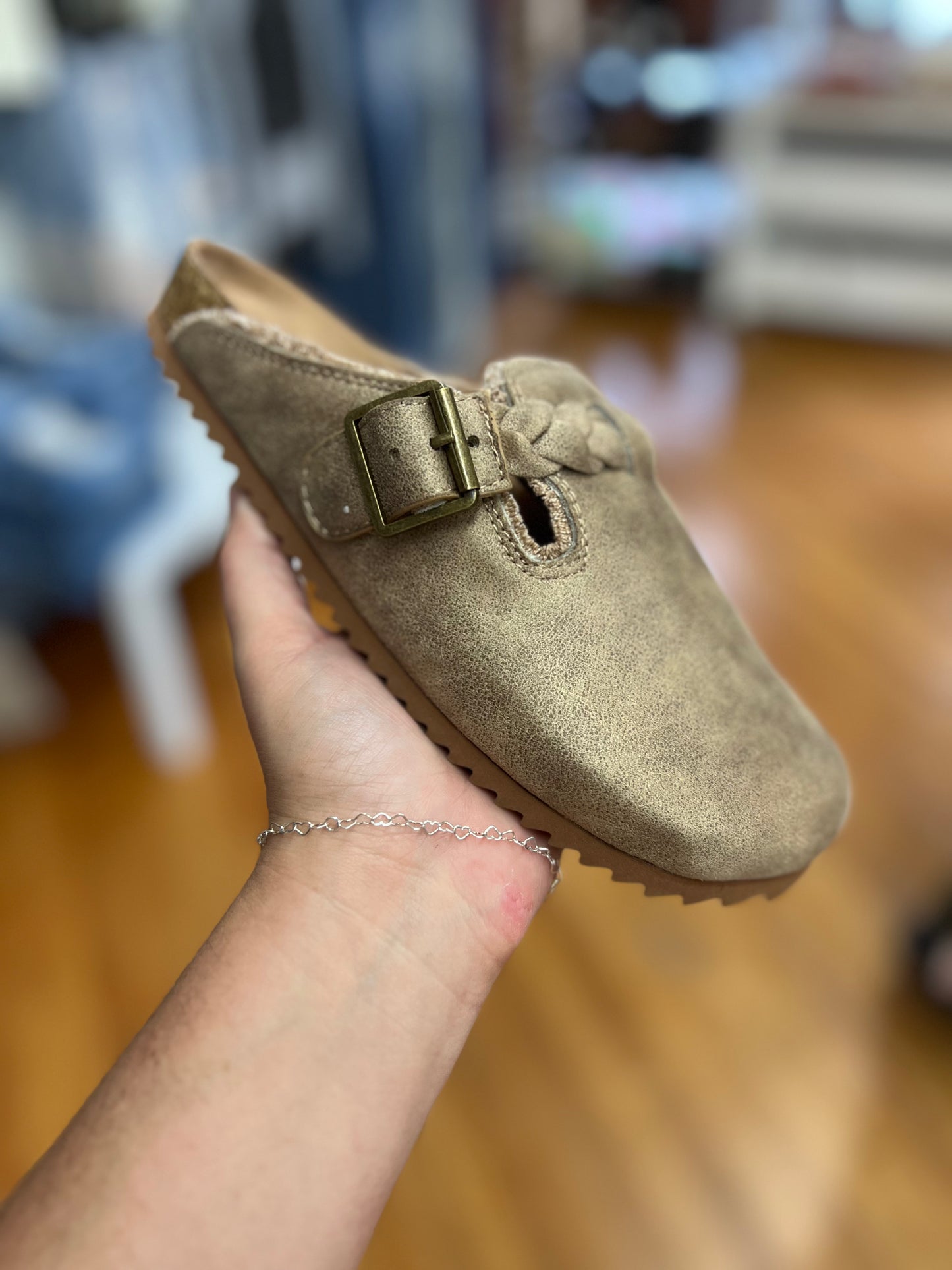 Iris Slip On Mule(6)