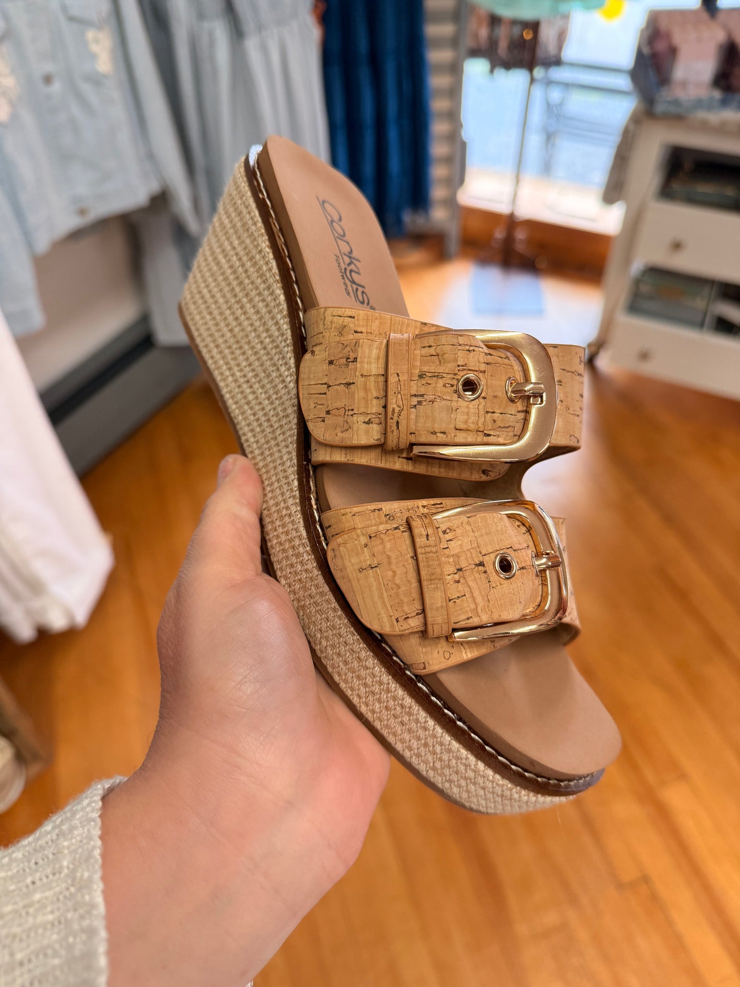 Manifest Wedge Sandals (1)