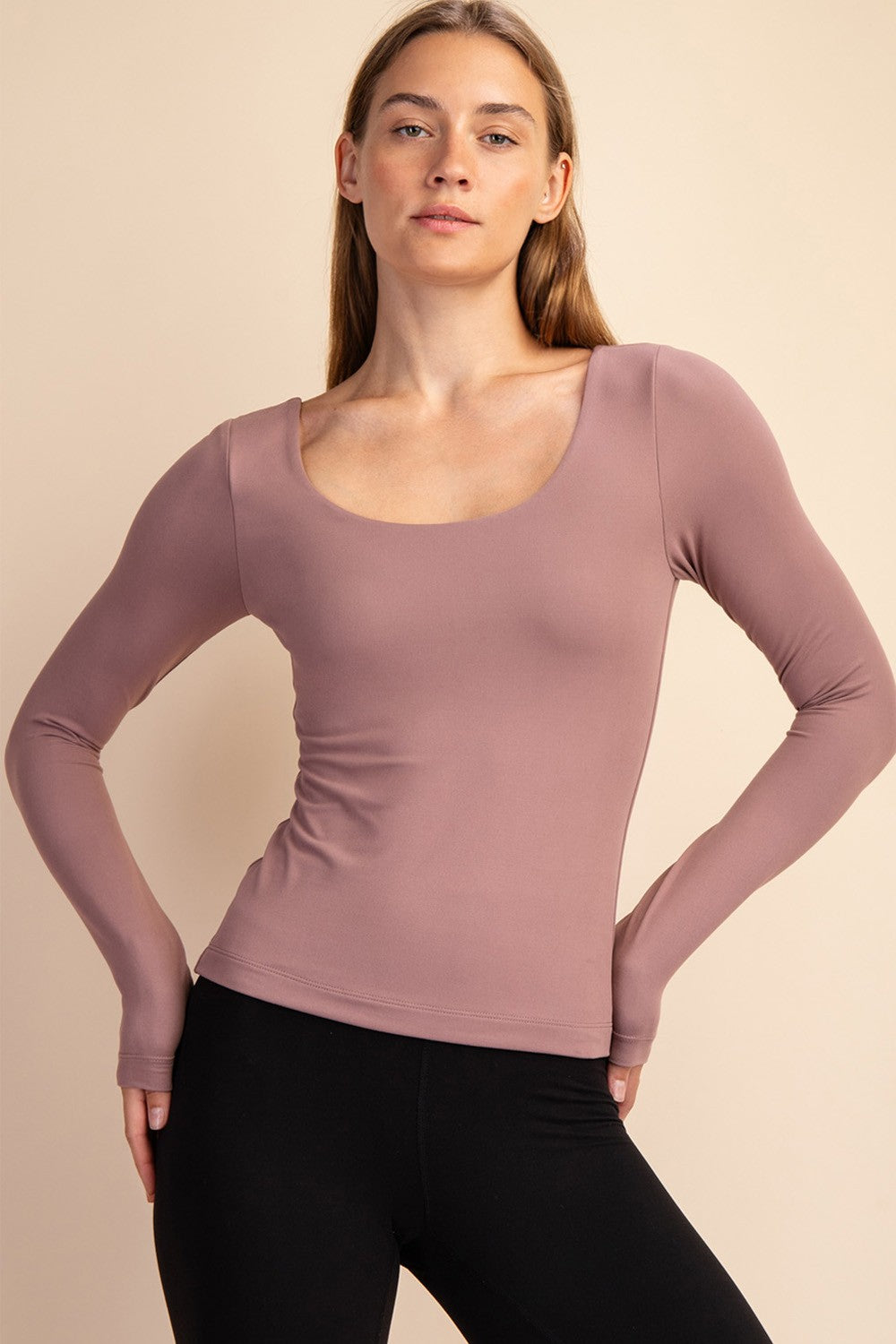 Essential Scoop Long Sleeve